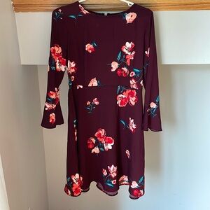 Burgundy with flower print Old Navy dress size Medium